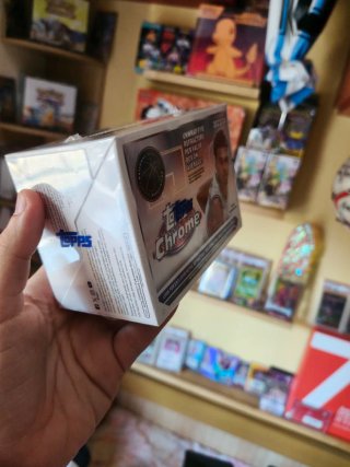 Topps Chrome 2023 NBA Victor Wembanyama Rookie Box