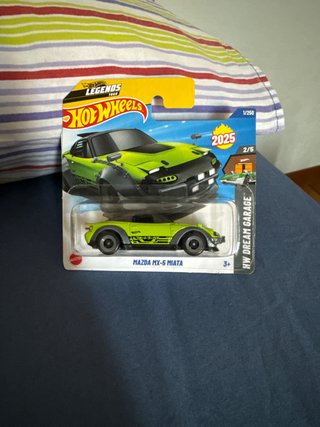 Hot Wheels Mazda MX-5 Miata 2025