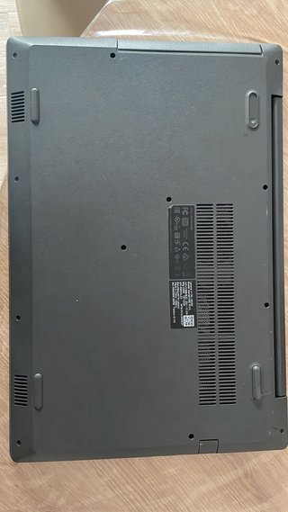 Portátil Lenovo V130