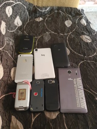 Lote de 8 teléfonos móviles