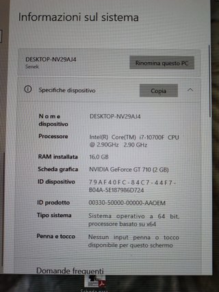 PC all-in-one 27" 2021 come nuovo + gadget