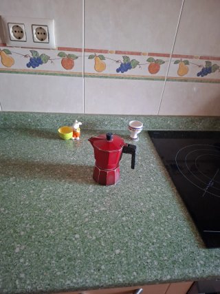 Cafetera italiana roja