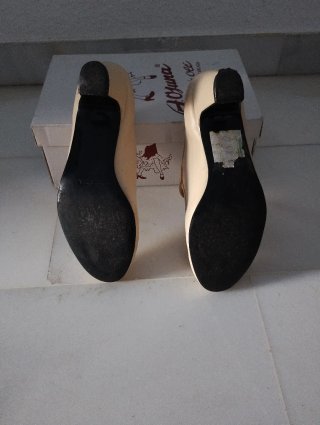 Zapatos Flamenca Tacón Beige niña. Talla 32