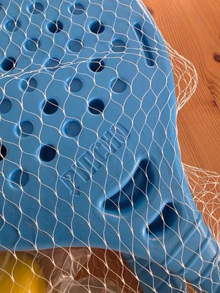 Raquetas de playa y pelotas nuevas a extrenar.