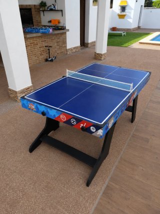 Mesa multijuegos 4 en 1 con accesorios
