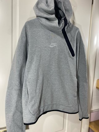 Felpa con cappuccio Nike taglia S grigia