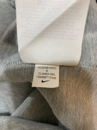Felpa con cappuccio Nike taglia S grigia
