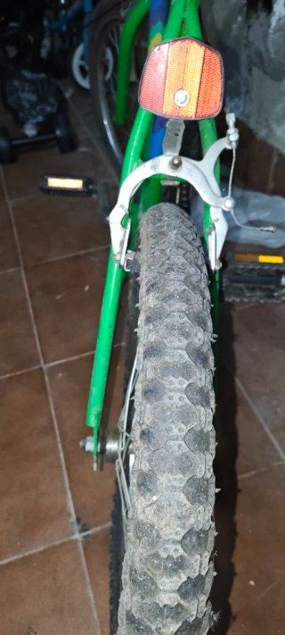Bicicleta BMX verde