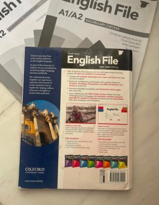 English File A1-A2 Elementary With Online Pract...