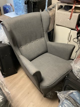 Poltrona in tessuto grigio Ikea STRANDMON