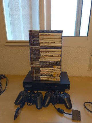 Consola PlayStation 2 + 19 Juegos