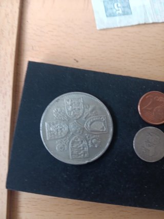 2 Monedas antiguas de Inglaterra + 2 regalo