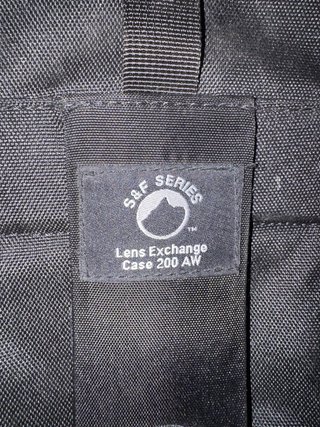 Lowepro S&F Lens Exchange Case 200 AW