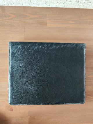 Funda con teclado para tablet