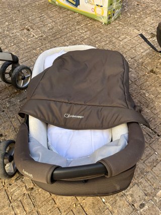Conjunto carro bebé: Silla y  Maxi cosi