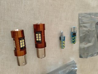 Bombillas LED BA15s y T10
