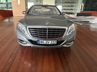 Mercedes-Benz Classe S Norev 1:18