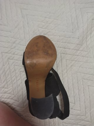 Zapatos de tacón negros