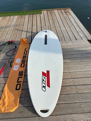 Tabla y vela windsurf Techno293