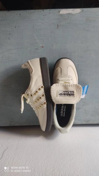 Adidas Sneakers Beige/Blanco Talla 39.5