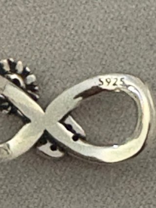 Charm Infinito Platq
