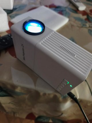 Mini proyector LED UNIC Z1 blanco