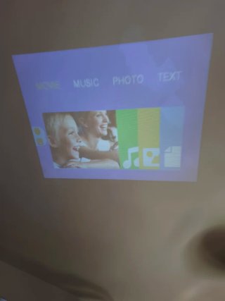 Mini proyector LED UNIC Z1 blanco