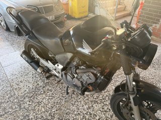 Honda CBF 600 Naked Negra
