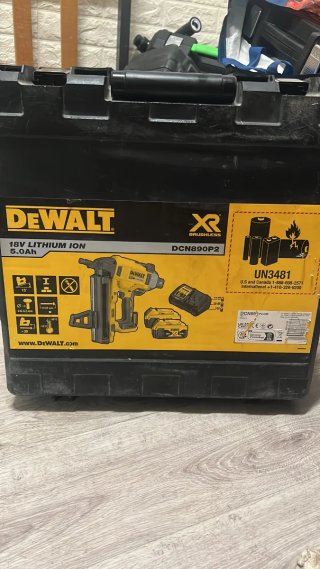 Clavadora DeWalt DCN890P2 18V