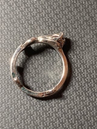 Anillo plata diseño de rosa