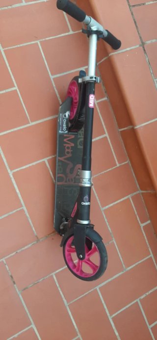 Patinete Oxelo Negro y Rosa