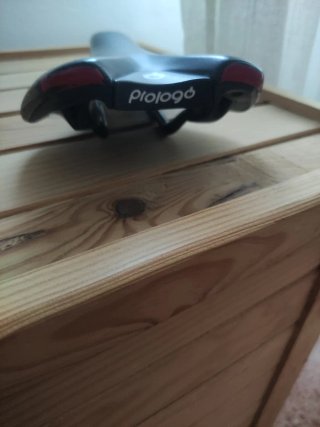 Sillín Prologo Carbono Nagoevo Nack 134mm
