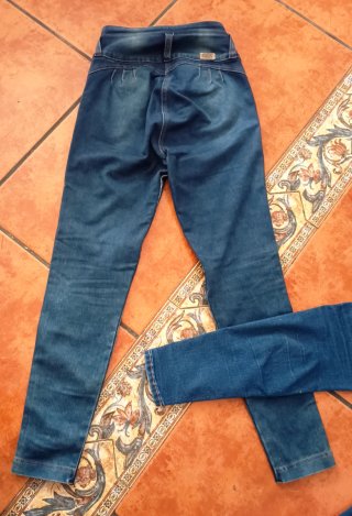Lote de 2 Jeans Azules Rotos Colombianos y Push-up