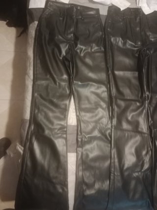 Conjunto negro pantalón y top.36 y 38.y tallas sxs