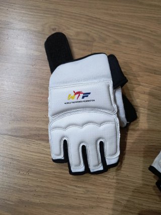 Guantes Taekwondo WTF Niño