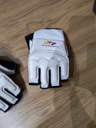 Guantes Taekwondo WTF Niño