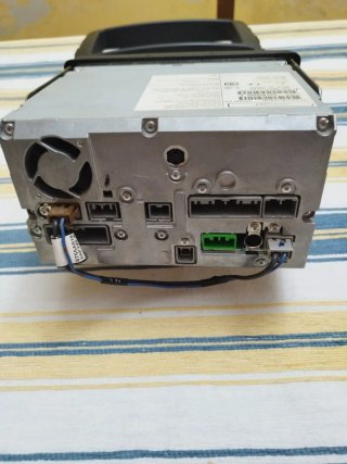 Pantalla Mitsubishi Montero V80