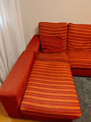 Sofá chaiselongue rojo/naranja 2,90m