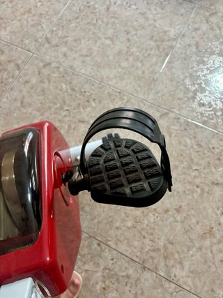 Bici estática plegable con respaldo y pantalla LCD