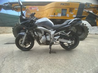Yamaha FZ6 Naked