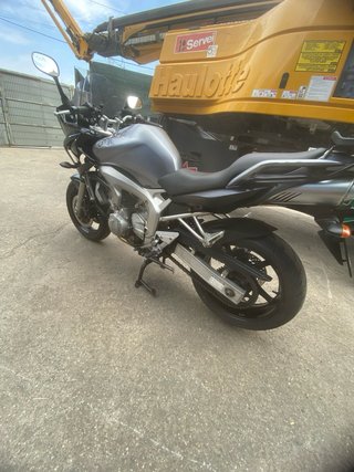 Yamaha FZ6 Naked