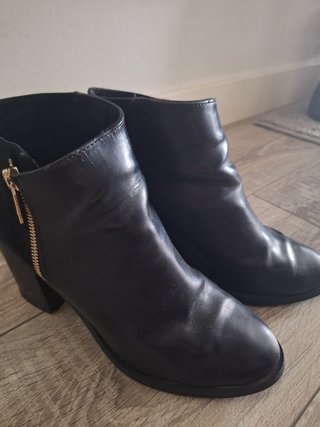 Botines Stradivarius Negros Tacón Bloque Talla 40