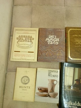 Lote libros de cultura vasca
