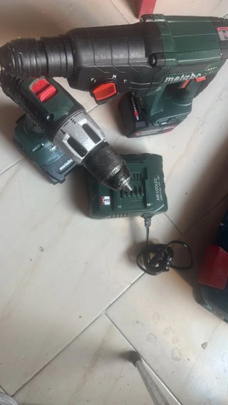 Taladro y cargador inalámbrico Metabo