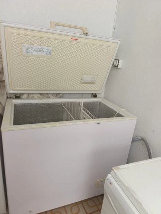 Congelador horizontal grande, precio no negociable