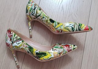 Zapatos de tacón multicolor