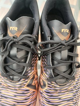 Botas de fútbol PUMA niño T36
