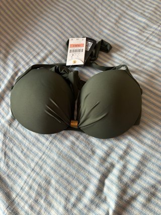 Bikini Oysho Verde Militar Nuevo con etiquetas