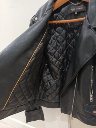 Cazadora cuero talla 42