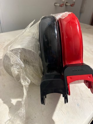 2 Dispensadores de Turnos (Negro y Rojo)